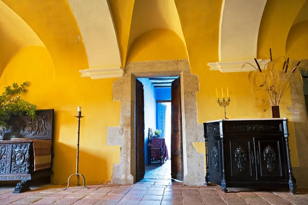 Golden farmhouse — Costa Brava — The Gourmet Trail