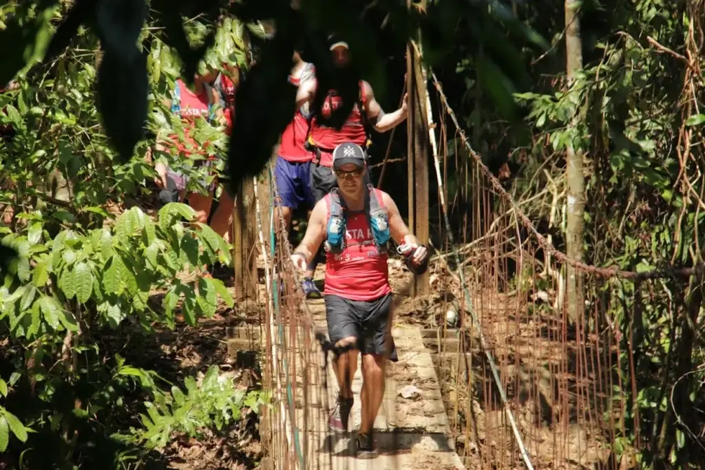 Hanging bridge 1 — Costa Rica — The Jungle Expedition