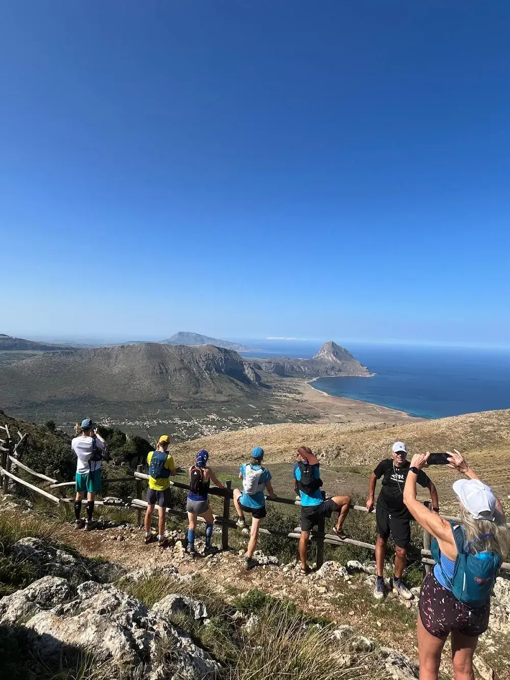 Full support — West of Sicily — The Mediterranean Jewel